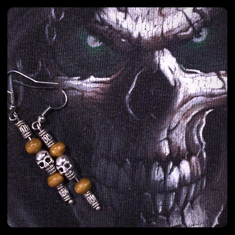 ☠️ Skull Earrings